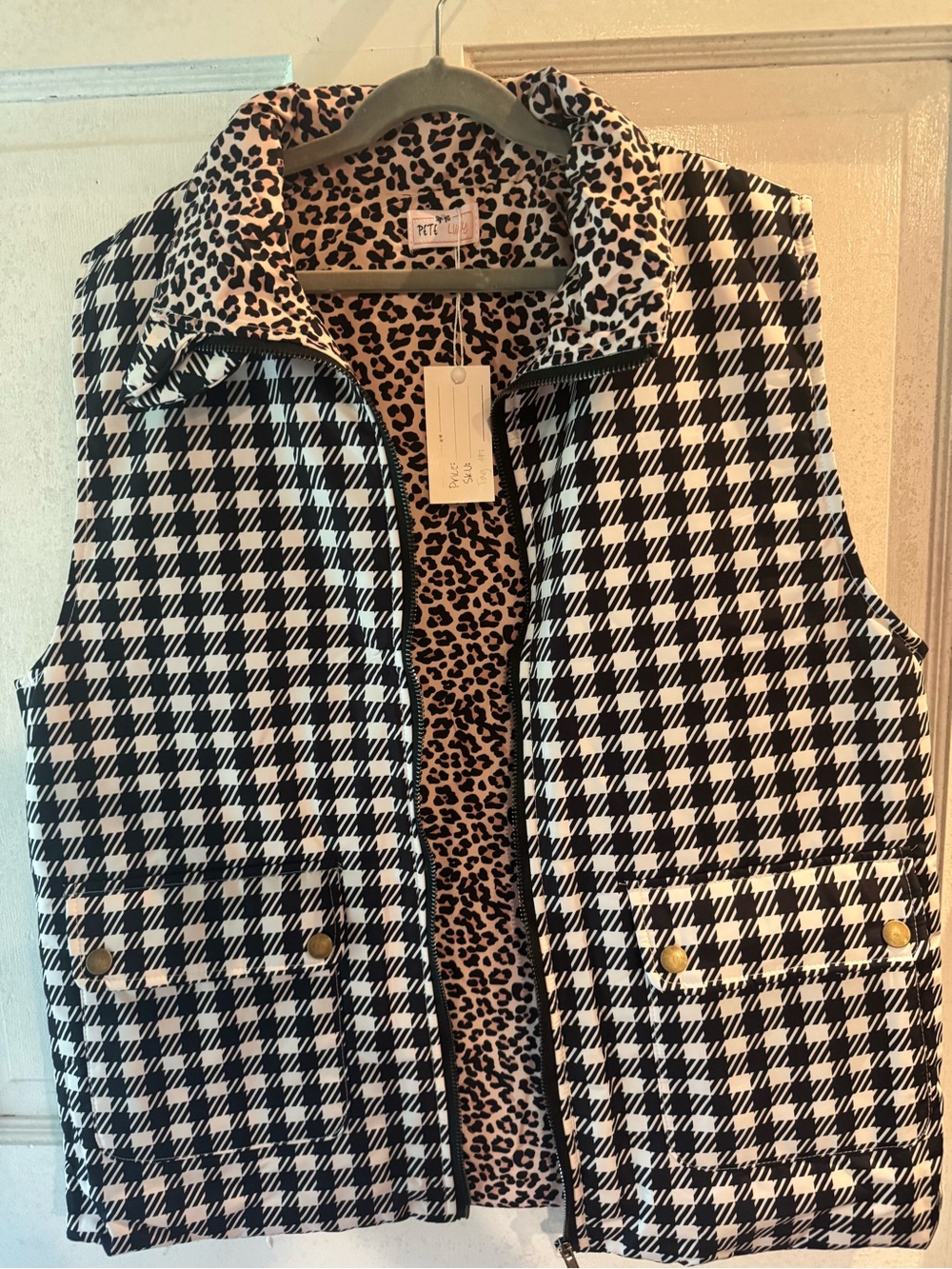 PETITE Sophisticated Black & White Houndstooth Zip-Front Vest - Picture 2 of 3